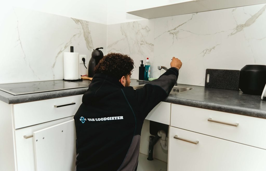 almere gootsteen onstoppen